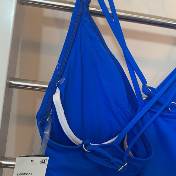 La Blanca Blueberry Underwire Tankini Top - Picture 5 of 11